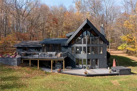 2394 River Rd, Cato, NY 13166