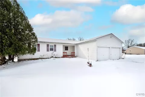 193 Kline Rd, Schroeppel, NY 13132