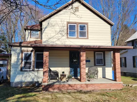 80 Huntington St, Cortland, NY 13045