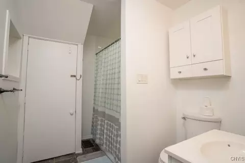Bath - 309 Eureka Ave, Herkimer, NY 13350 photo 1 of 3