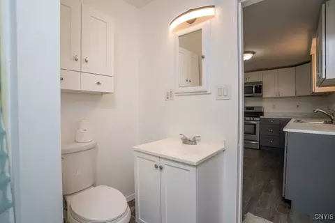 Bath - 309 Eureka Ave, Herkimer, NY 13350 photo 2 of 3