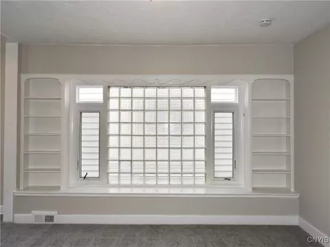 613 Seeley Rd, Syracuse, NY 13224 photo 7