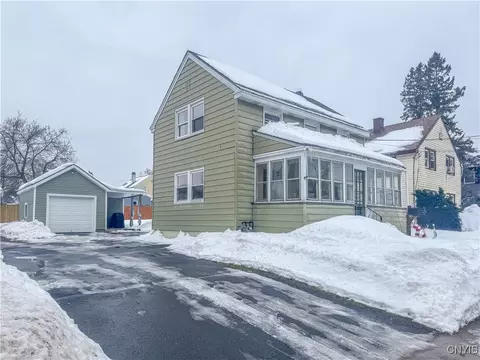 122 E Hoard St, Watertown, NY 13601