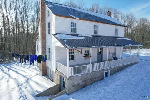 1451 County Route 22, Albion, NY 13302
