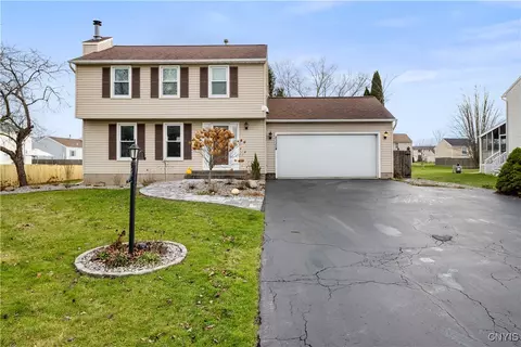 8112 Circuit Rider, Cicero, NY 13039