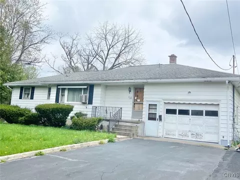 412 Rugby Rd, Utica, NY 13502