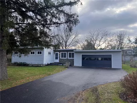 106 Crysler Dr, East Syracuse, NY 13057