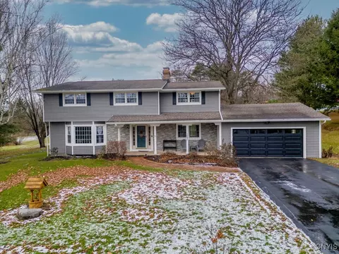 1697 N Lake Rd, Cazenovia, NY 13035