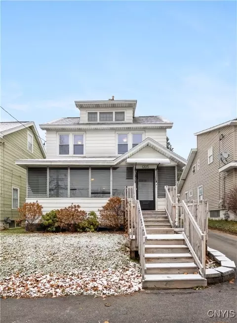 1205 N Glencove Rd, Syracuse, NY 13206