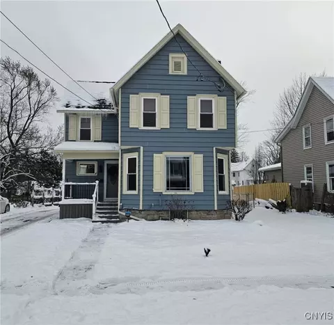 17 Silver Ave, Auburn, NY 13021