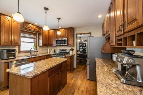 6580 Garlock Ln, Lysander, NY 13027 photo 22