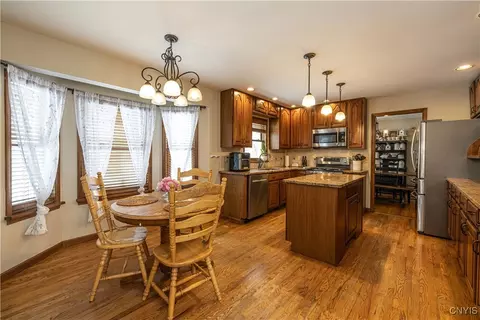 6580 Garlock Ln, Lysander, NY 13027 photo 19