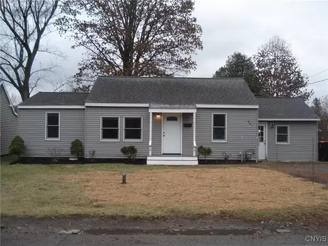 622 Manor Dr, Sullivan, NY 13037