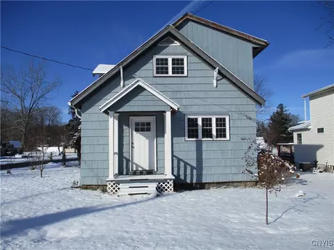 314 Smelkoff Rd, Geddes, NY 13209
