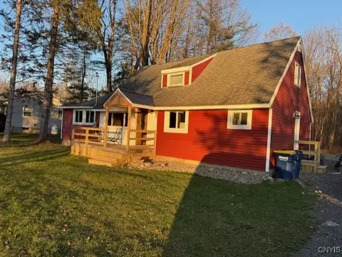 8834 Mud Lake Rd, Lysander, NY 13027 photo 3
