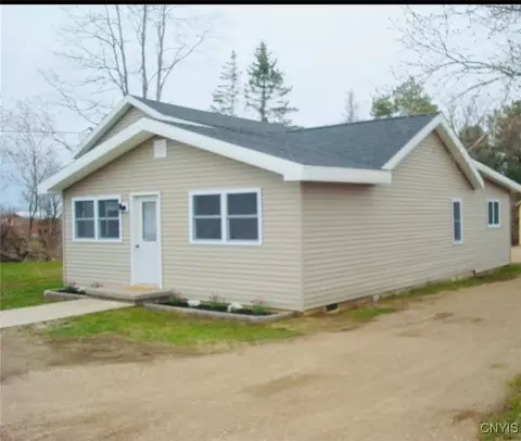 10257 County Route 9, Cape Vincent, NY 13624