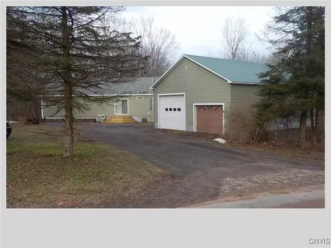 144 Spencer Rd, Albion, NY 13142
