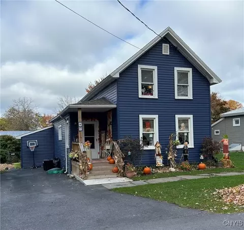 347 E Joseph St, Cape Vincent, NY 13618