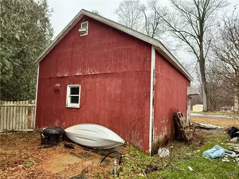 32 E 2nd St, Oneida, NY 13421 photo 3
