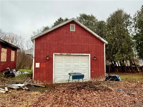 32 E 2nd St, Oneida, NY 13421 photo 4