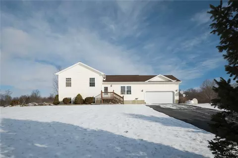 26135 Cottontail Dr, Le Ray, NY 13601