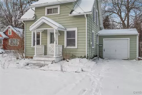 139 Hinsdale Rd, Salina, NY 13211