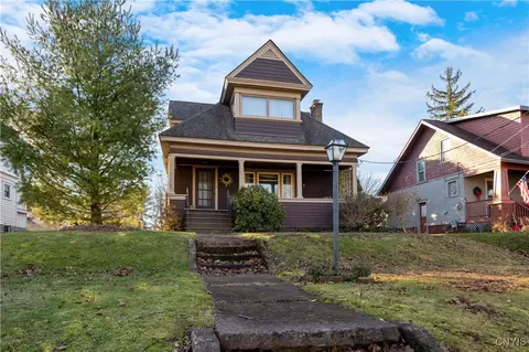 227 Bates Ave, Oneida, NY 13421 photo 2