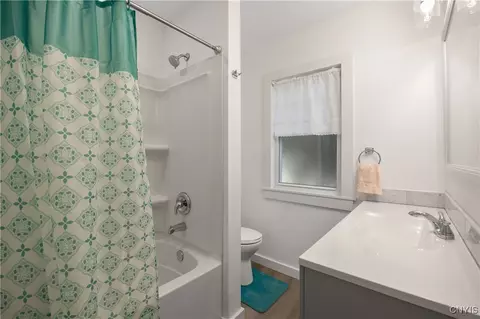 227 Bates Ave, Oneida, NY 13421 photo 9