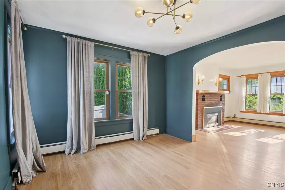 Living - 1 Alden Ave, Auburn, NY 13021 photo 4 of 5