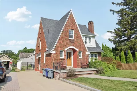 Exterior - 1 Alden Ave, Auburn, NY 13021 photo 1 of 7