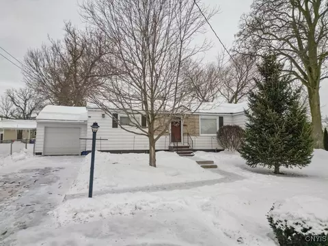 216 Westfall St, Syracuse, NY 13209
