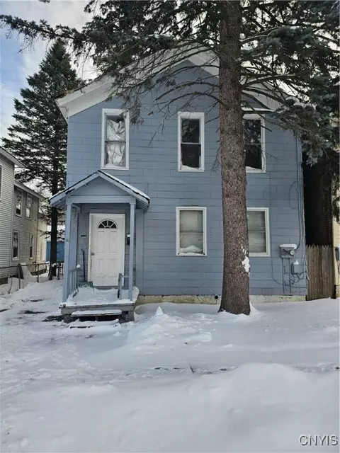 1009 Stark St, Utica, NY 13501