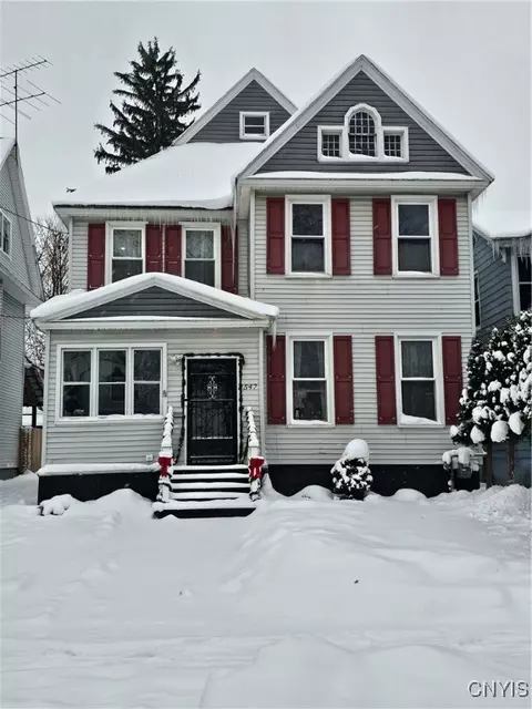 1547 Sunset Ave, Utica, NY 13502
