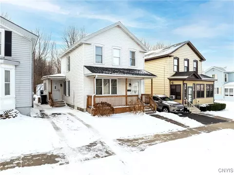 160 W Seneca St, Oswego, NY 13126