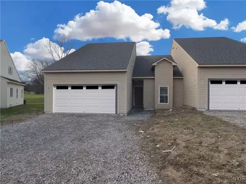 5302 Bunker Hill Way, Syracuse, NY 13207