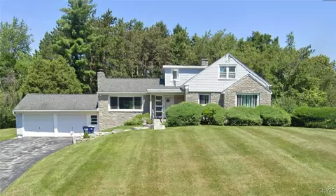 5051 Skyline Dr, Onondaga, NY 13215