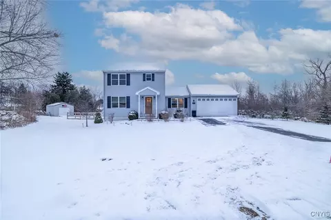 395 Rosewood Cir, Lenox, NY 13032