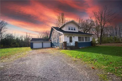 7826 Clark Mills Rd, Whitesboro, NY 13492