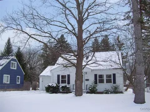 147 Elton Ave, Onondaga, NY 13205