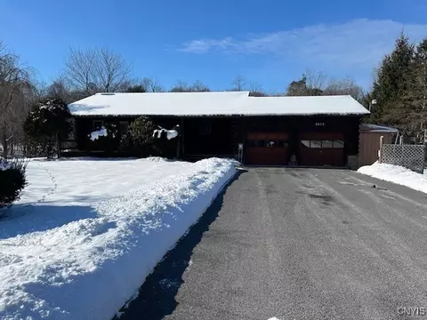 8035 Broadway Rd, Wolcott, NY 14590