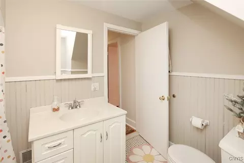 115 Dewittshire Rd, Syracuse, NY 13214 photo 38
