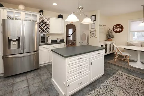 115 Dewittshire Rd, Syracuse, NY 13214 photo 16