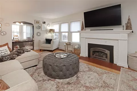 115 Dewittshire Rd, Syracuse, NY 13214 photo 6