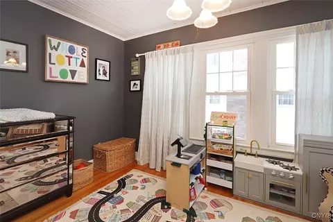 115 Dewittshire Rd, Syracuse, NY 13214 photo 9