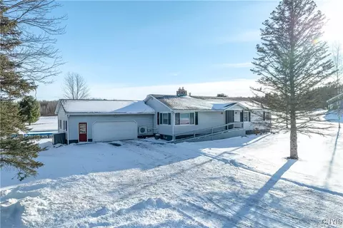 1170 State Route 176, Granby, NY 13069