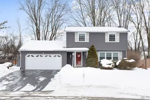 4928 Look Kinney Cir, Liverpool, NY 13088