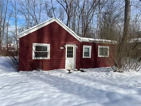 7766 Seneca Beach Dr, Van Buren, NY 13027