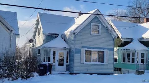 140 Vann St, Syracuse, NY 13206