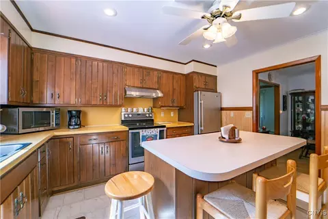 Kitchen - 482 Sandy Lane Rd, Mohawk, NY 13407 photo 3 of 4