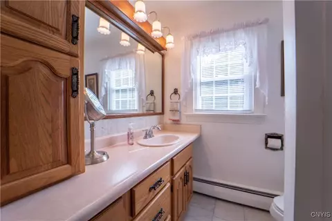 Bath - 482 Sandy Lane Rd, Mohawk, NY 13407 photo 2 of 3